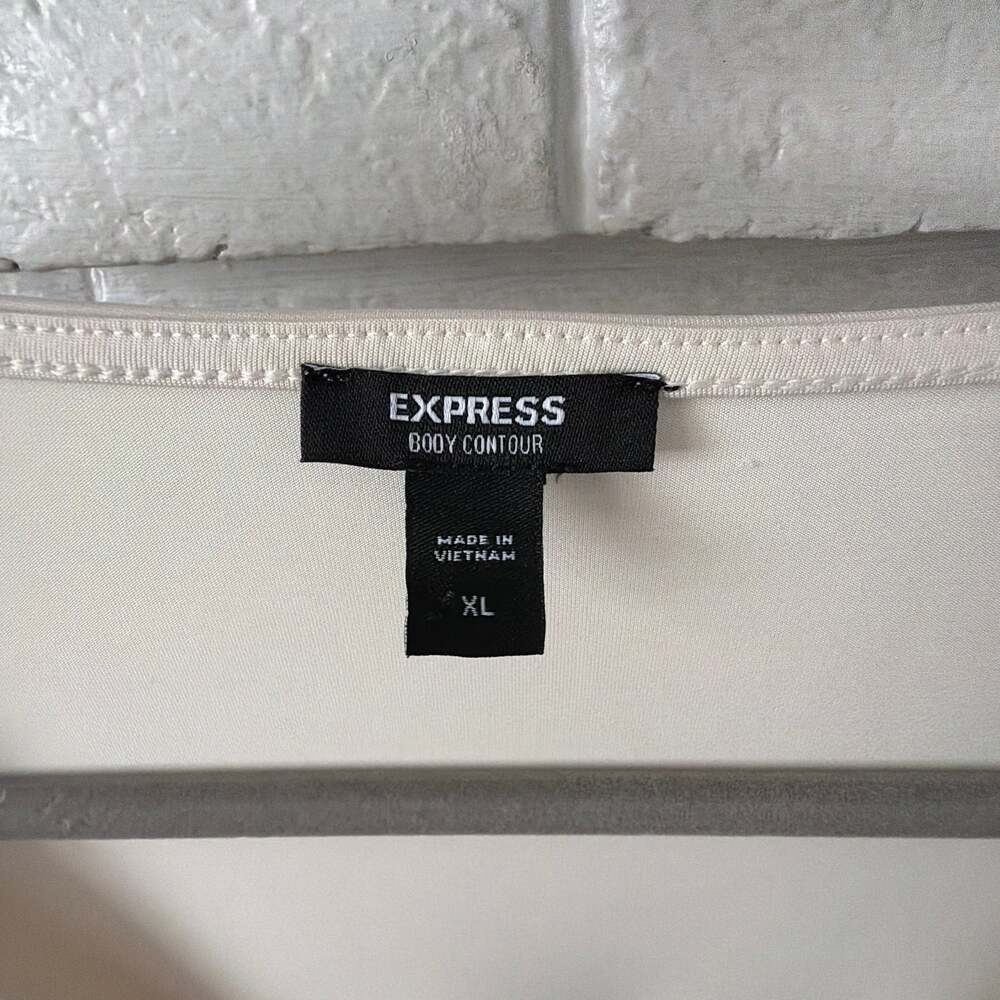 Express - Picture 3 of 4